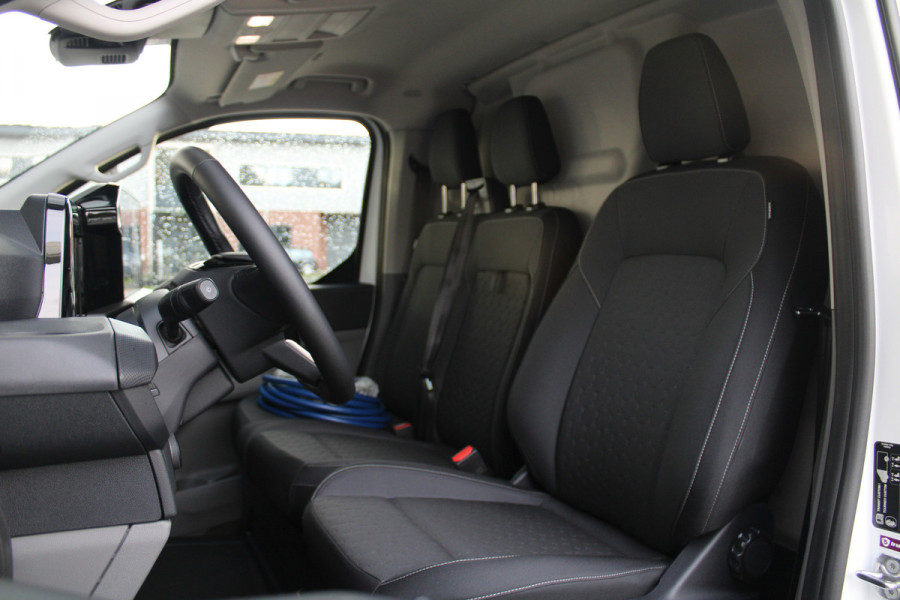 Ford E-Transit Custom 340 L2H1 Limited 65 kWh 218pk - 2x Schuif - LED - 360 Camera - B&O - ACC - Navi - Stoel/Stuurverwarming - Rijklaar