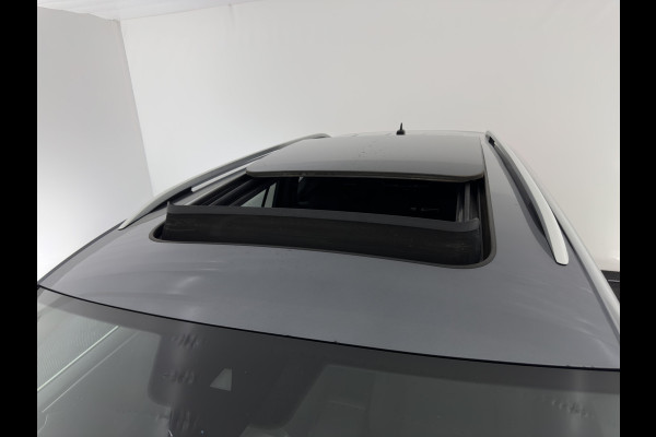 Volkswagen Tiguan Allspace 1.5 TSI R-line Highline Business (7-Pers.) (INCL-BTW) Aut * PANO | NAVI-FULLMAP | XENON | ALCANTARA | HEATED-ERGONOMIC-SPORTSEATS | KEYLESS | PRIVACY-GLASS | CAMERA | DAB | DIGI-COCKPIT | PDC | TOWBAR | ECC | 19"ALU*