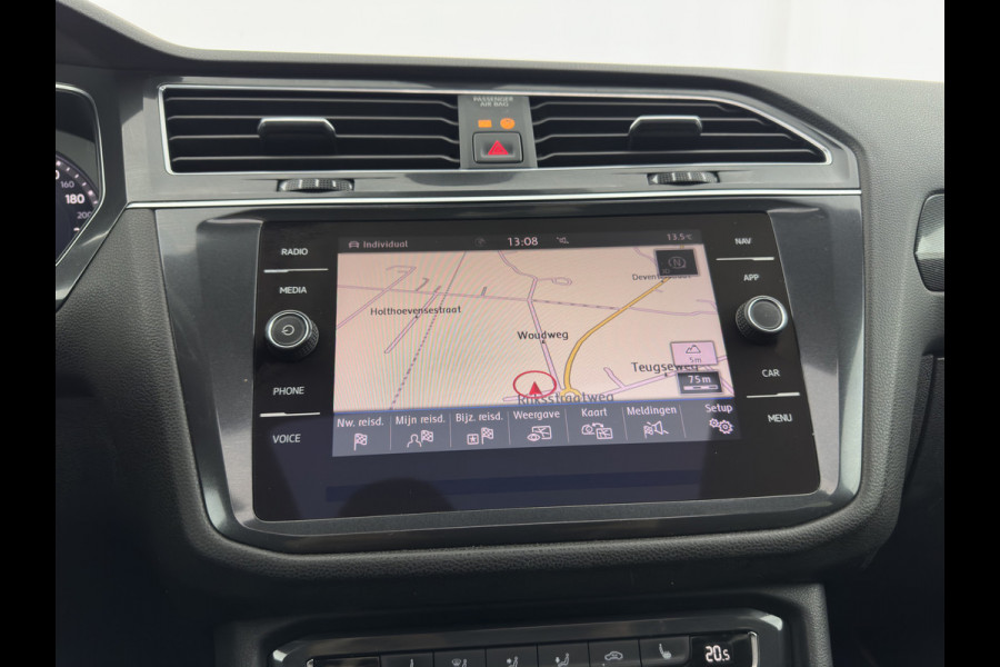 Volkswagen Tiguan Allspace 1.5 TSI R-line Highline Business (7-Pers.) (INCL-BTW) Aut * PANO | NAVI-FULLMAP | XENON | ALCANTARA | HEATED-ERGONOMIC-SPORTSEATS | KEYLESS | PRIVACY-GLASS | CAMERA | DAB | DIGI-COCKPIT | PDC | TOWBAR | ECC | 19"ALU*