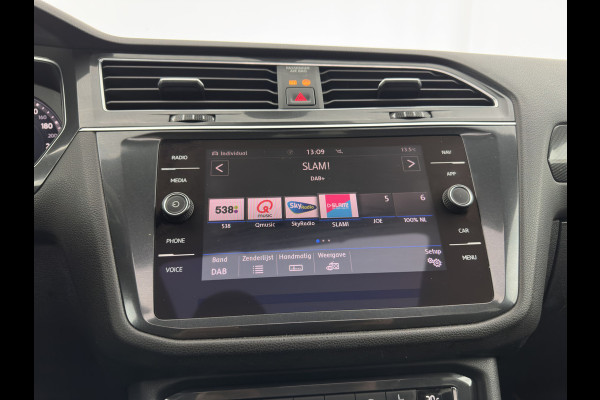 Volkswagen Tiguan Allspace 1.5 TSI R-line Highline Business (7-Pers.) (INCL-BTW) Aut * PANO | NAVI-FULLMAP | XENON | ALCANTARA | HEATED-ERGONOMIC-SPORTSEATS | KEYLESS | PRIVACY-GLASS | CAMERA | DAB | DIGI-COCKPIT | PDC | TOWBAR | ECC | 19"ALU*