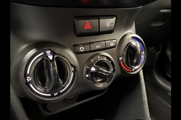 Peugeot 2008 1.2 PureTech Blue Lion