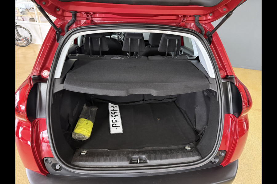 Peugeot 2008 1.2 PureTech Blue Lion