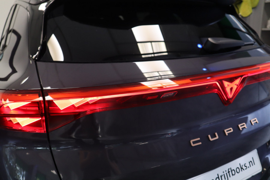 CUPRA Terramar 1.5 TSI e-Hybrid VZ Performance Pano Sennheiser HUD Schakelpaddles ACC Stoelverw. Carplay 24 maanden garantie mogelijk (*vraag naar de voorwaarden)