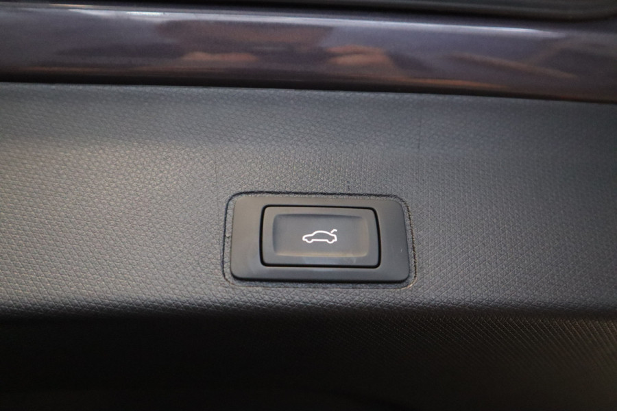 CUPRA Terramar 1.5 TSI e-Hybrid VZ Performance Pano Sennheiser HUD Schakelpaddles ACC Stoelverw. Carplay 24 maanden garantie mogelijk (*vraag naar de voorwaarden)