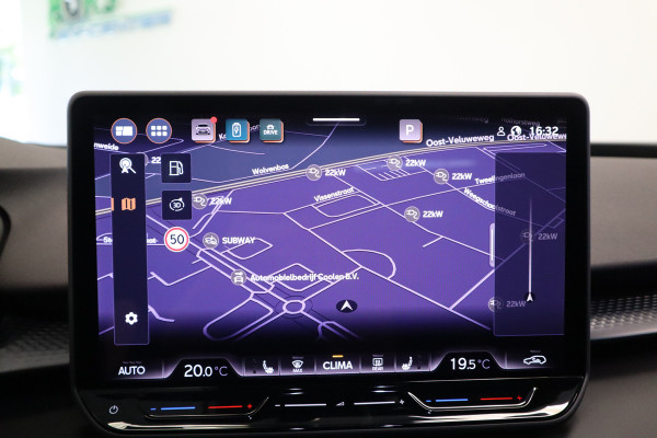 CUPRA Terramar 1.5 TSI e-Hybrid VZ Performance Pano Sennheiser HUD Schakelpaddles ACC Stoelverw. Carplay 24 maanden garantie mogelijk (*vraag naar de voorwaarden)