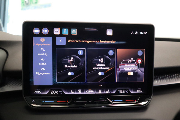CUPRA Terramar 1.5 TSI e-Hybrid VZ Performance Pano Sennheiser HUD Schakelpaddles ACC Stoelverw. Carplay 24 maanden garantie mogelijk (*vraag naar de voorwaarden)