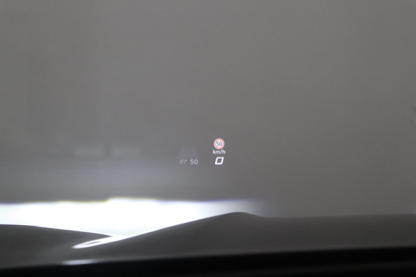 CUPRA Terramar 1.5 TSI e-Hybrid VZ Performance Pano Sennheiser HUD Schakelpaddles ACC Stoelverw. Carplay 24 maanden garantie mogelijk (*vraag naar de voorwaarden)