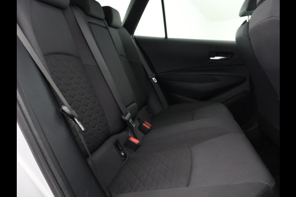 Toyota Corolla Touring Sports 2.0 Hybrid First Edition | Navigatie | Apple Carplay & AndroidAUTO | 1e eigenaar | Camera |