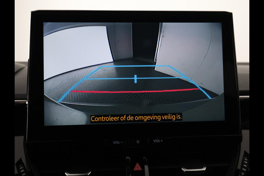 Toyota Corolla Hybrid 140 Business | Stuur-/& Stoelverwarming | Apple Carplay & AndroidAUTO | Navigatie