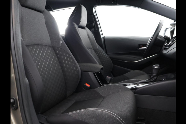 Toyota Corolla Hybrid 140 Business | Stuur-/& Stoelverwarming | Apple Carplay & AndroidAUTO | Navigatie