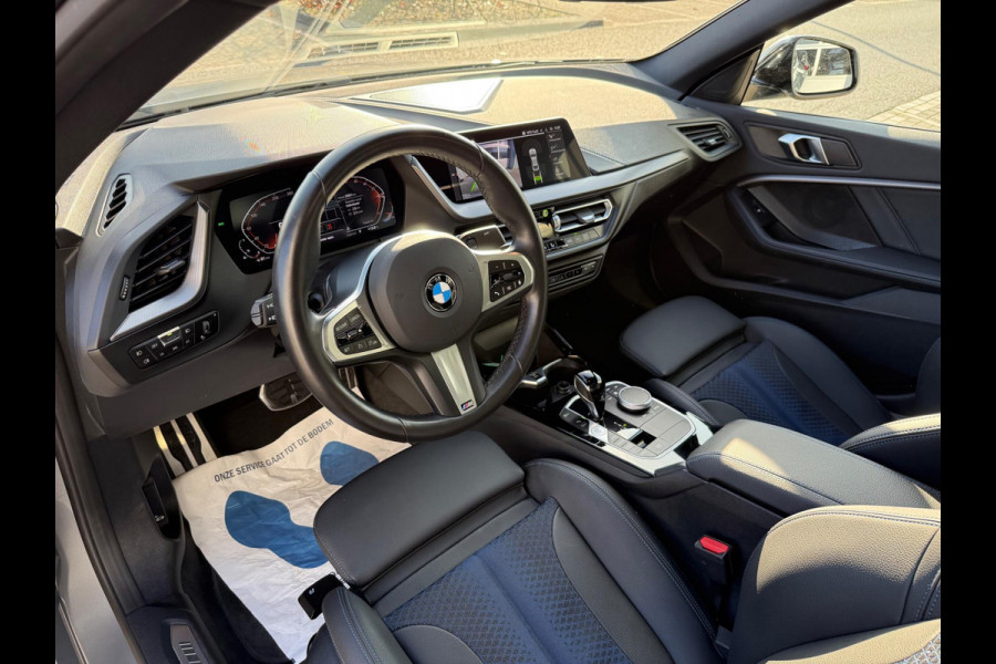 BMW 2 Serie Gran Coupé 218i High Executive M Sport LEER/PANO