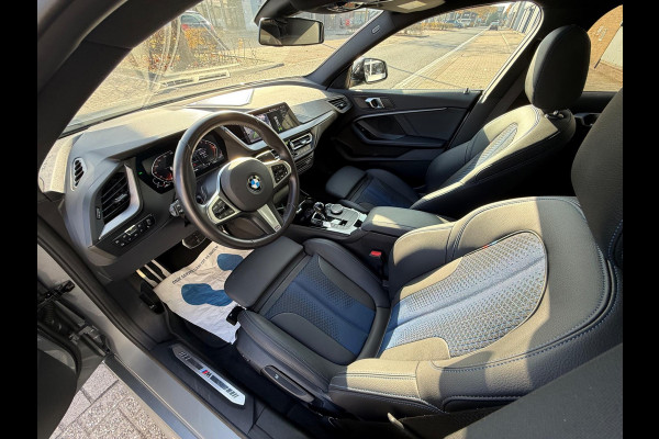 BMW 2 Serie Gran Coupé 218i High Executive M Sport LEER/PANO