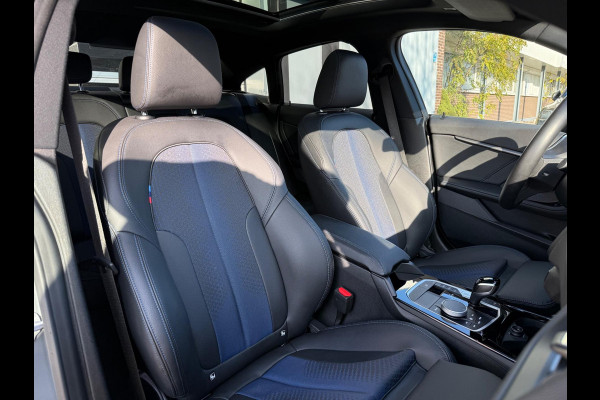 BMW 2 Serie Gran Coupé 218i High Executive M Sport LEER/PANO