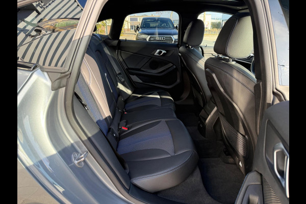 BMW 2 Serie Gran Coupé 218i High Executive M Sport LEER/PANO