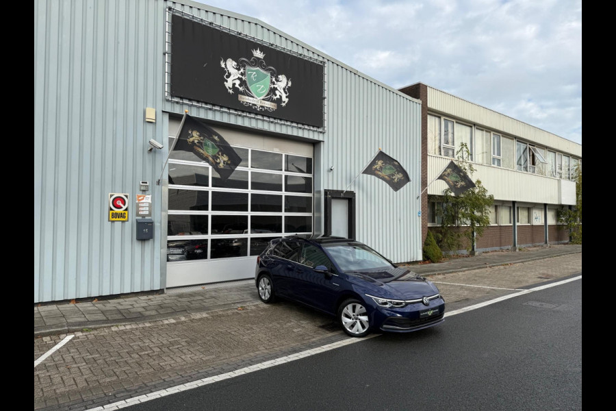 Volkswagen Golf 1.5 eTSI Style LED/LMV17/PDC/NAVI/VIRTU/PANO
