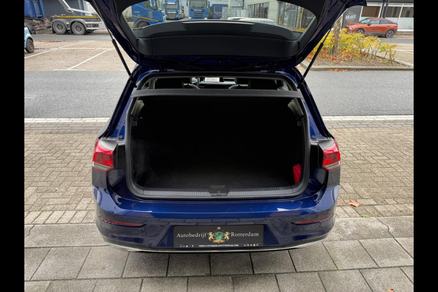 Volkswagen Golf 1.5 eTSI Style LED/LMV17/PDC/NAVI/VIRTU/PANO