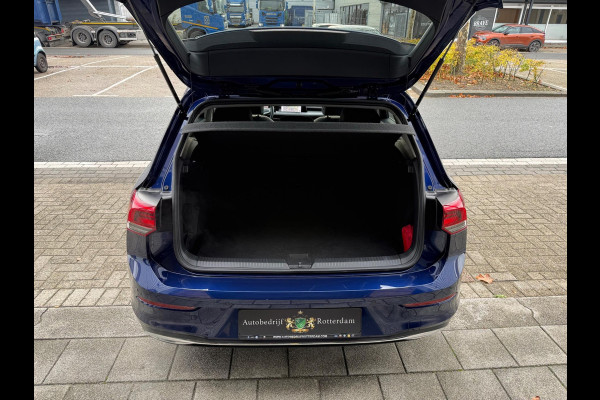 Volkswagen Golf 1.5 eTSI Style LED/LMV17/PDC/NAVI/VIRTU/PANO