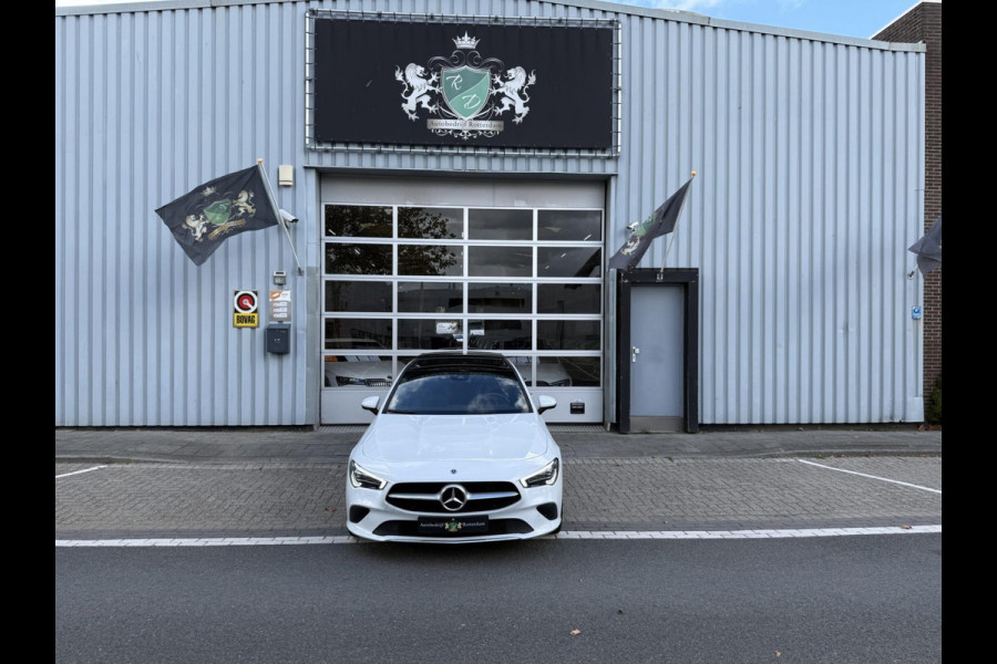Mercedes-Benz CLA-Klasse 250e AMG CAM/LMV-18/LEER/NAVI/PANO