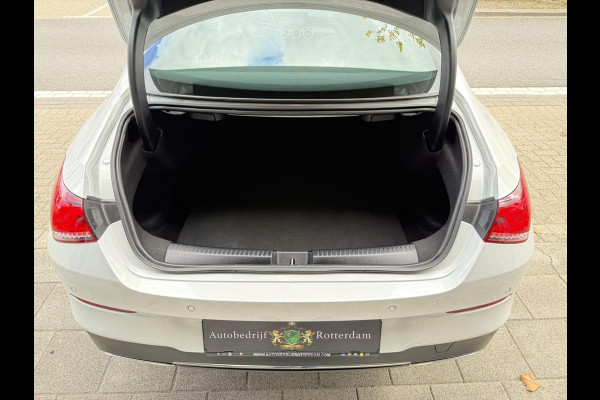Mercedes-Benz CLA-Klasse 250e AMG CAM/LMV-18/LEER/NAVI/PANO