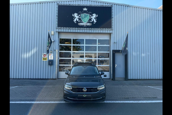 Volkswagen Tiguan 1.4 TSI eHybrid ACC/PDC V&A/LMV/NAVI/PANO