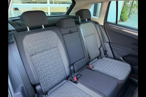 Volkswagen Tiguan 1.4 TSI eHybrid ACC/PDC V&A/LMV/NAVI/PANO