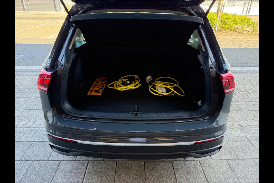 Volkswagen Tiguan 1.4 TSI eHybrid ACC/PDC V&A/LMV/NAVI/PANO