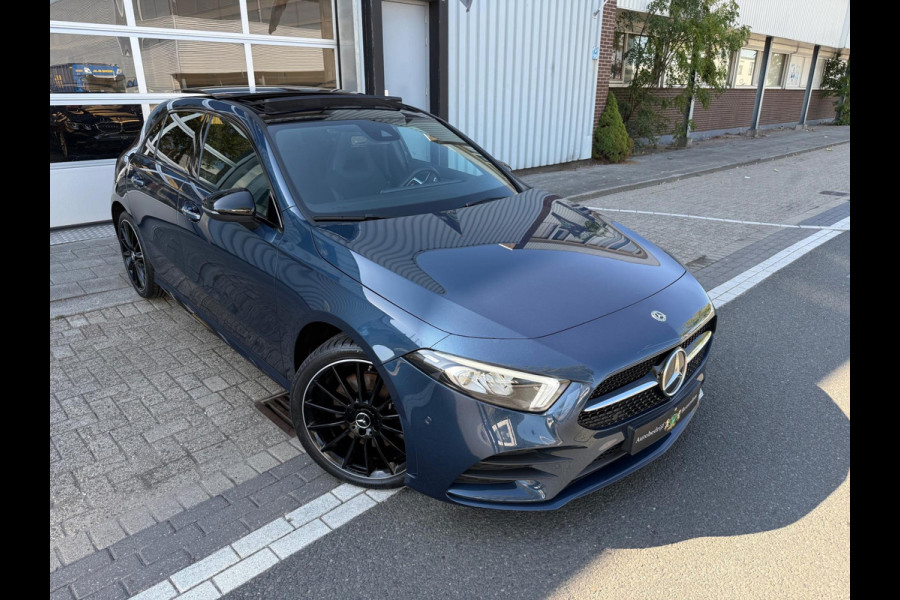 Mercedes-Benz A-Klasse 250 e AMG LED/PDC/CAM/NAVI/LEER/LMV19
