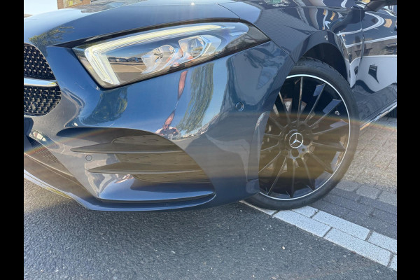 Mercedes-Benz A-Klasse 250 e AMG LED/PDC/CAM/NAVI/LEER/LMV19