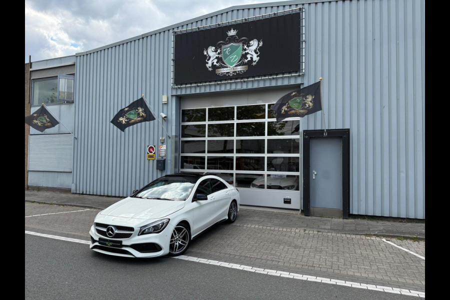 Mercedes-Benz CLA-Klasse 200 AMG PDC/CAM/LMV18/LEER/NAV/PANO