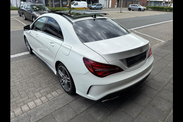 Mercedes-Benz CLA-Klasse 200 AMG PDC/CAM/LMV18/LEER/NAV/PANO