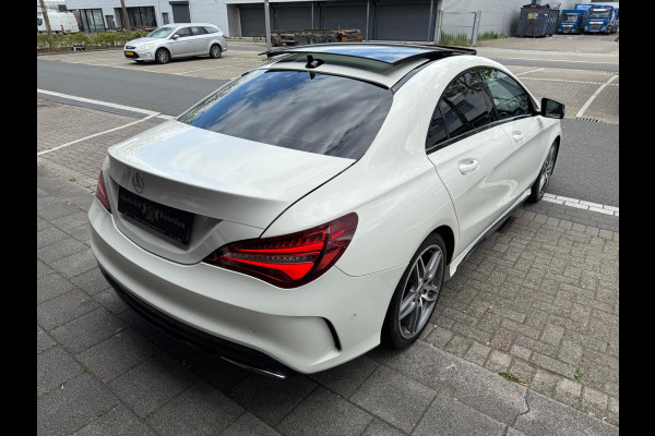Mercedes-Benz CLA-Klasse 200 AMG PDC/CAM/LMV18/LEER/NAV/PANO