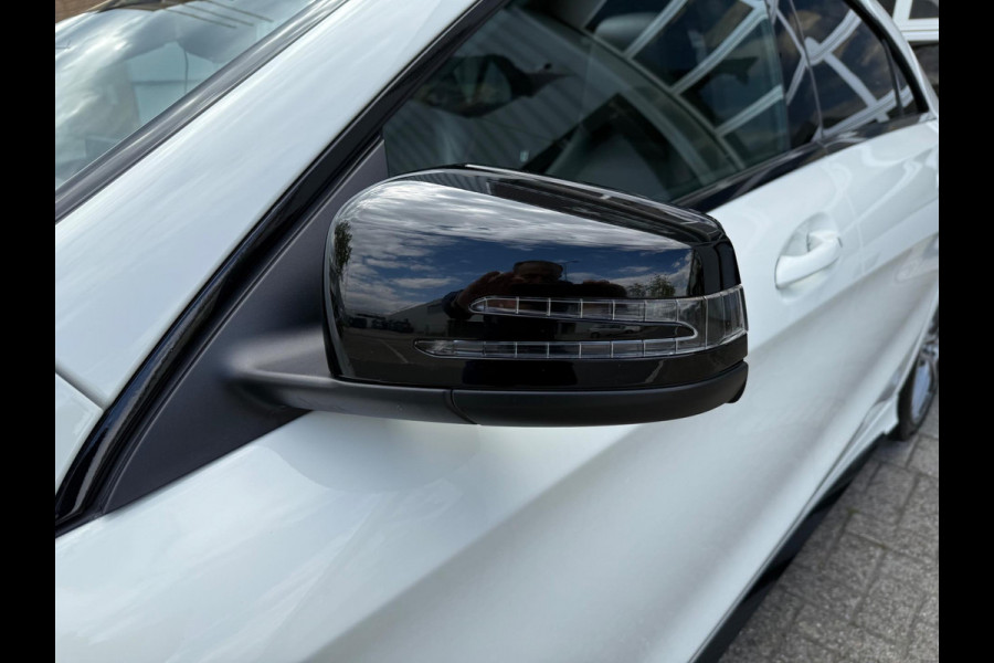 Mercedes-Benz CLA-Klasse 200 AMG PDC/CAM/LMV18/LEER/NAV/PANO
