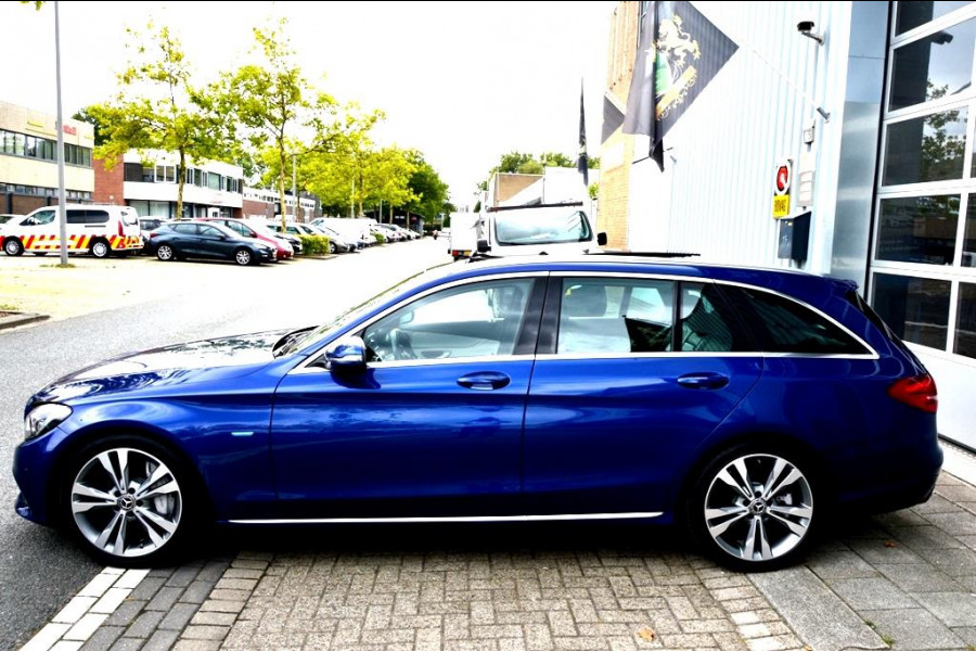 Mercedes-Benz C-Klasse Estate 350 AMG 360ºCAM/NAV/LEER/PANO