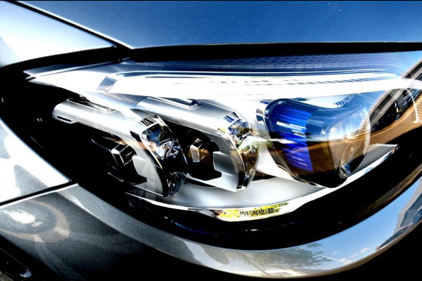 Mercedes-Benz C-Klasse Estate 300 e AMG 360º/LEER/NAVI/PANO