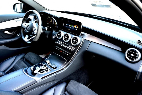 Mercedes-Benz C-Klasse Estate 300 e AMG 360º/LEER/NAVI/PANO