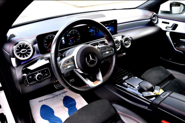 Mercedes-Benz CLA-Klasse 200 AMG LM18/LEER/NAV/&-Night SFEER