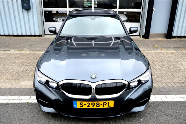 BMW 3-serie 330e High Executive AUT 292PK LED/LEER/NAV/LMV19