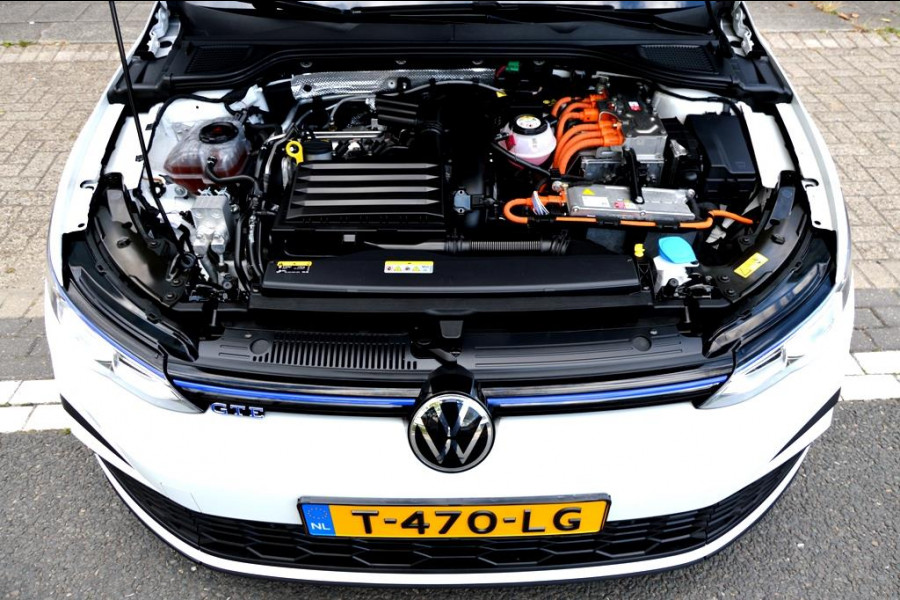 Volkswagen Golf 1.4 eHybrid GTE CARPLAY/NAVI/VIRTUAL COCKPIT