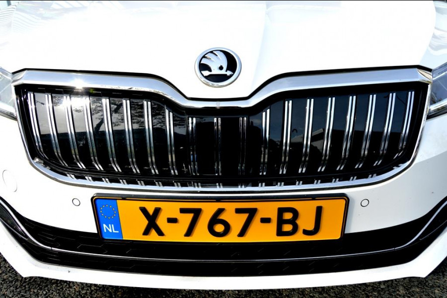 Škoda Superb Combi 1.4 TSI iV CAM/LMV19/NAVI/LEER/VIRTU/PANO