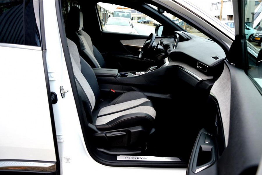 Peugeot 3008 1.6 HYbrid4 300 GT 300PK LMV-19/NAVI/LEER/360º