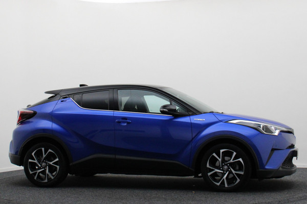 Toyota C-HR 1.8 Hybrid Bi-Tone Apple Carplay, JBL Sound, ACC, Camera, Keyless, Trekhaak, 18"