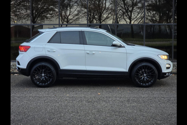 Volkswagen T-Roc 1.5 TSI Style |STUUR/STOELVERW.|ACC|CAMERA