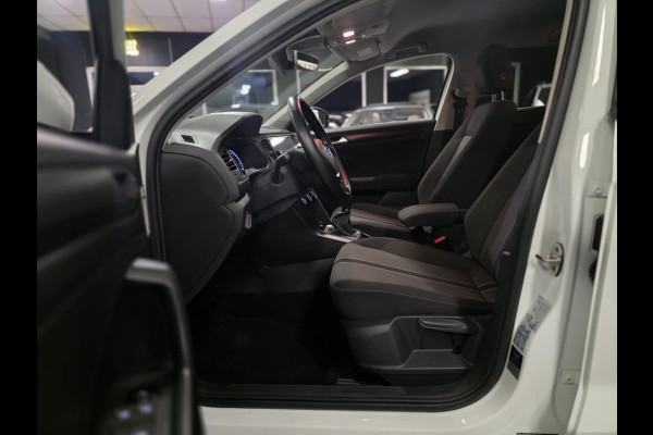 Volkswagen T-Roc 1.5 TSI Style |STUUR/STOELVERW.|ACC|CAMERA