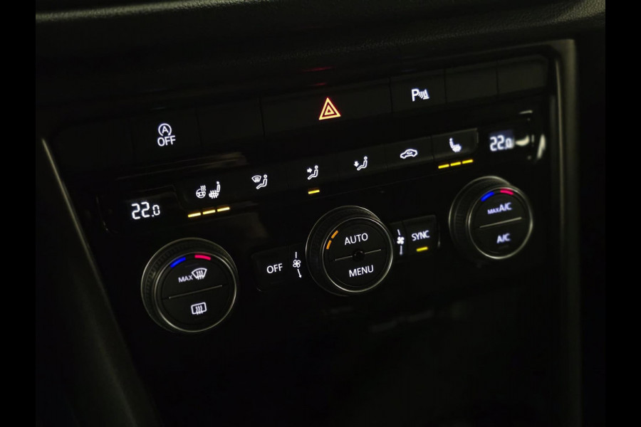 Volkswagen T-Roc 1.5 TSI Style |STUUR/STOELVERW.|ACC|CAMERA