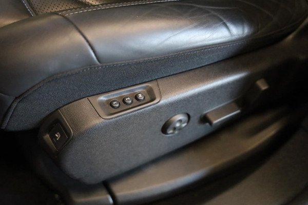 Citroën C5 Aircross 1.6 Plug-in Hybrid 225 Shine 11/2022 NAVI PANO CARPLAY CAMERA V+A PDC CRUISE LEASE v/a € 211,- INRUIL MOGELIJK