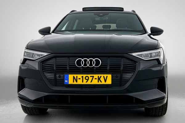 Audi e-tron 50 quattro S edition 71 kWh (Panorama, StoelV, Bang & Olufsen, Camera, PDC, EtcO)
