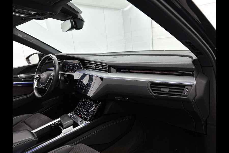 Audi e-tron 50 quattro S edition 71 kWh (Panorama, StoelV, Bang & Olufsen, Camera, PDC, EtcO)