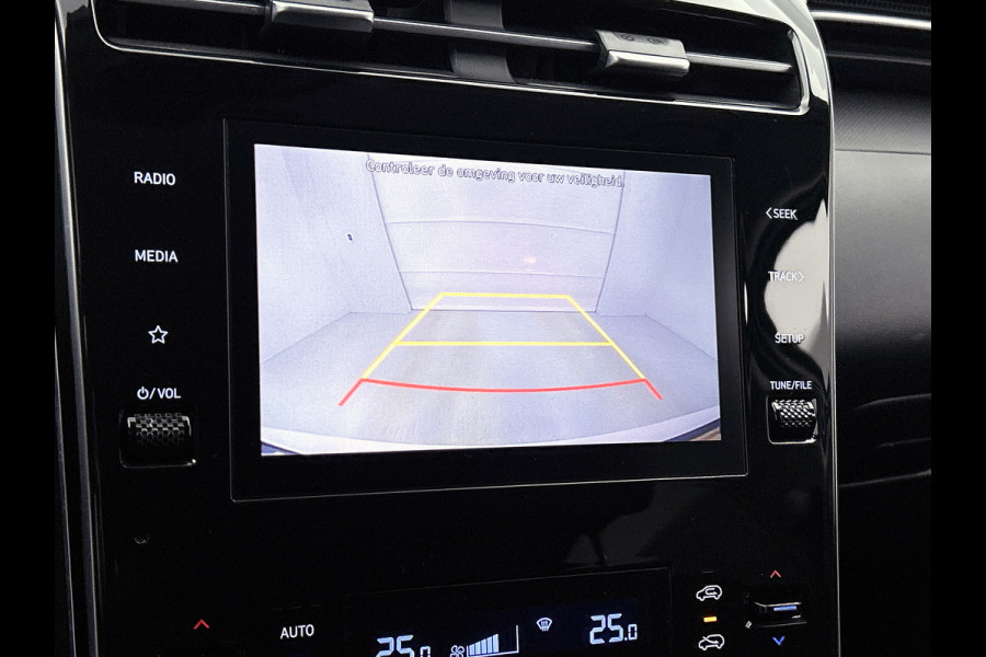 Hyundai Tucson 1.6 T-GDI MHEV i-Motion( Goed OnderH, Camera, PDC, Navi, Climate Con, Cruise Con, ETc)
