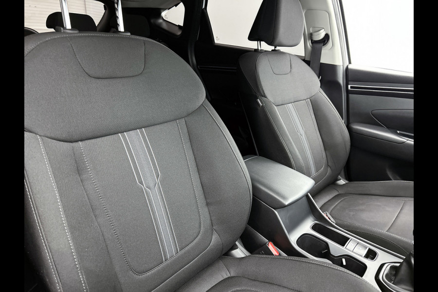 Hyundai Tucson 1.6 T-GDI MHEV i-Motion( Goed OnderH, Camera, PDC, Navi, Climate Con, Cruise Con, ETc)