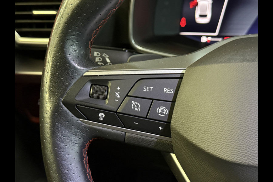 Seat Leon Sportstourer 1.0 eTSI FR Business Intense | Adaptive cruise | Camera | Virtual | Apple Carplay | Clima | 18'' Inch